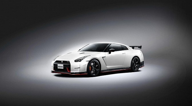 Nismo GT-R teaser film is out… ニスモGT-Rのティザー動画・・・