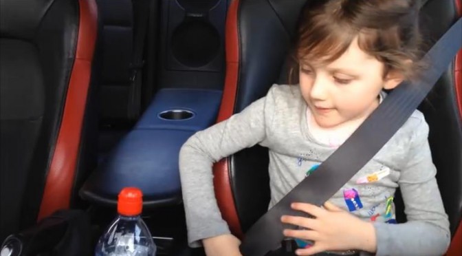 Priceless reactions of children aboad a 1000ps GT-R! 1000馬力GT-Rに乗った子供のプライスレスなリアクション